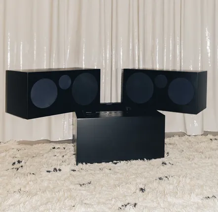 Acoustic solutions - black totem - BRIONVEGA