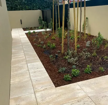 Terraces - Travertino flooring - ACL - A CIMENTEIRA DO LOURO