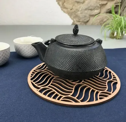 Objets de décoration - Dessous de plat en bois - Vague bretonne - LA COUR DU JUCH