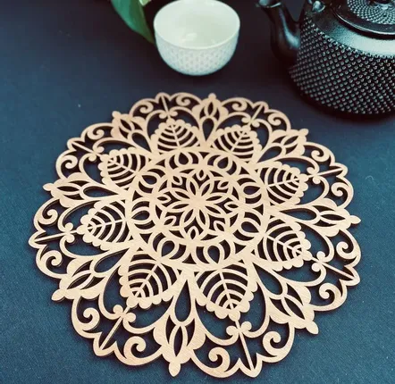 Objets de décoration - Dessous de plat en bois XL - Dentelle - LA COUR DU JUCH