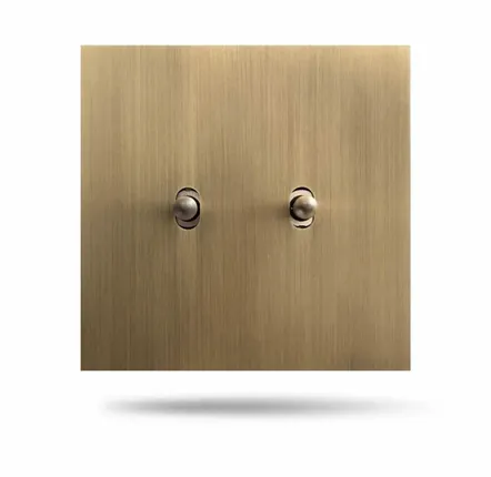 Decorative objects - Trinity Bronze clear medal 2 buttons pull back and forth 80x80 - 6IXTES