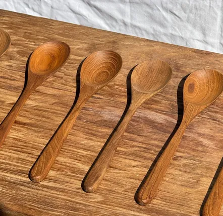 Cutlery set - Salad cutlery or large teak spoon in elongated oval shape - OFFICE OBJETS