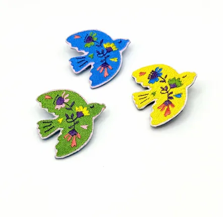 Gifts - “The Flight” Brooch – For Those Ready to Let Go - PETIT POIRIER