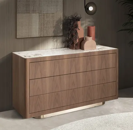 Chiffonniers - Commode en noyer, acier poli doré et plateau en marbre céramique - ANGEL CERDÁ