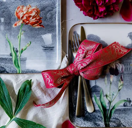 Decorative objects - Iris enamelled tray - PARADISIO IMAGINARIUM