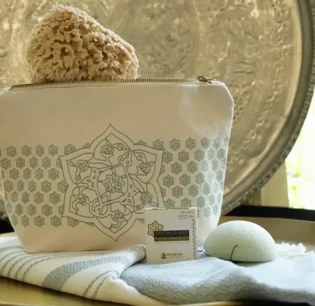 Bathroom storage - GOTS certified organic cotton toilet bag - KARAWAN AUTHENTIC