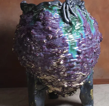Ceramic - Carved Ceramic Vase on a stand - WOJCIECH DZIENNIAK ART