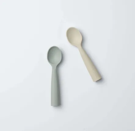 Children's mealtime - Silicone Trainging Spoon Set -sage/oat - MINIWARE AB