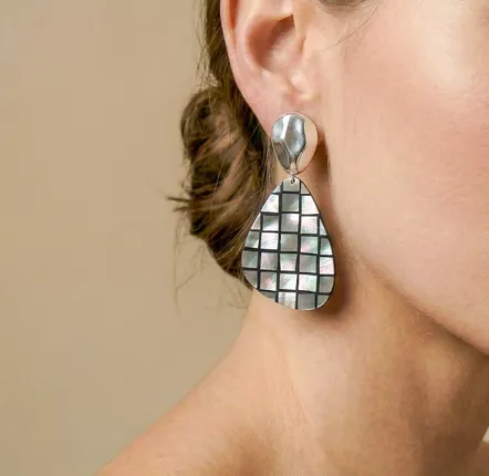 Jewelry - Silvered post earrings with dangle - Rivoli - NATURE BIJOUX