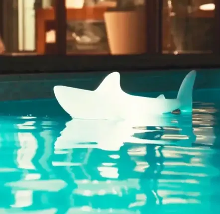 Outdoor decorative accessories - BOBB, The Shark - Floating Lamp - GOODNIGHT LIGHT