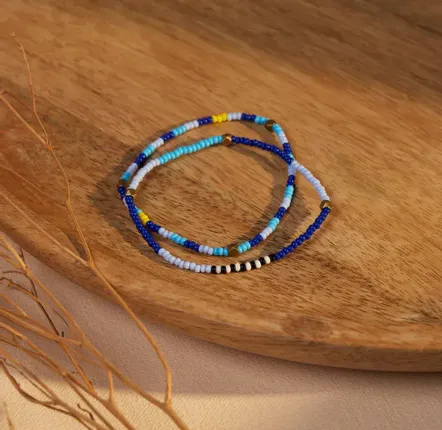 Bracelets - Bracelets empilables perlés à la main - UNHCR/MADE51