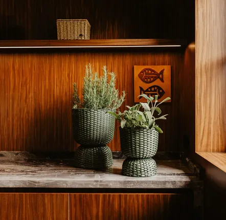 Poterie - TWIST - panier a plantes - HANDED BY