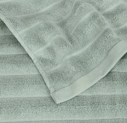 Bath towels - Varadero Towel 50x90cm, Green, 650 GSM - DILIOS