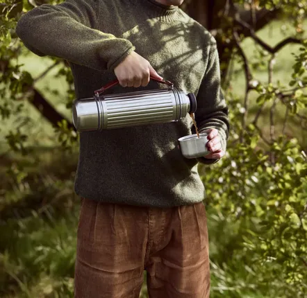 Coffee and tea - BLACK+BLUM Vacuum Flask| Stainless Steel Thermos with 2 Cups |1L|1.4L - BLACK+BLUM EUROPE