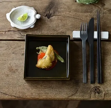 Assiettes de réception - Reki - boîte, assiette et support - MARUMITSU POTERIE