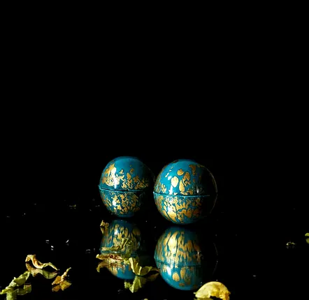 Objets design - Bougie Globe Classic — Épicéa - PONPON CURIOSITAS