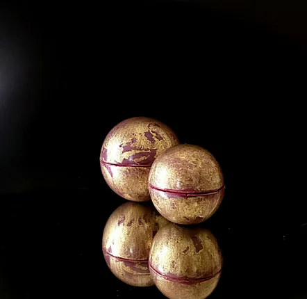 Gifts - Globe Classic Candle — Purple - PONPON CURIOSITAS