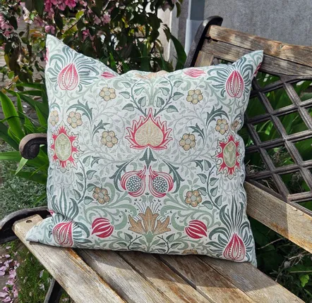 Comforters and pillows - 100% Linen Pillowcase - William Morris Persian - NORRAVILLA