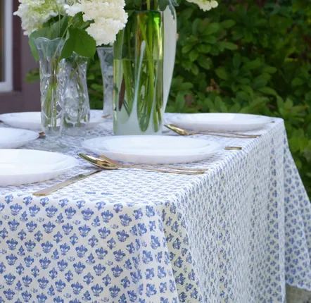 Table cloths - 100% linen tablecloth - Blue Fleur de lis print on heavy linen - NORRAVILLA