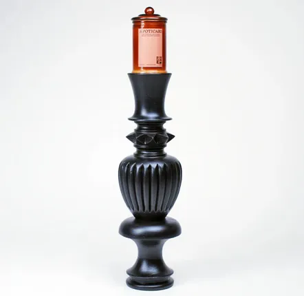 Candlesticks and candle holders - A pair of stained wood candle holders - ESMERY EBENISTERIE