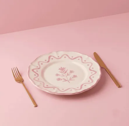 Assiettes au quotidien - Assiette à dessert florale festonnée | Céramique fabriquée à la main | - CASA AMAROSA
