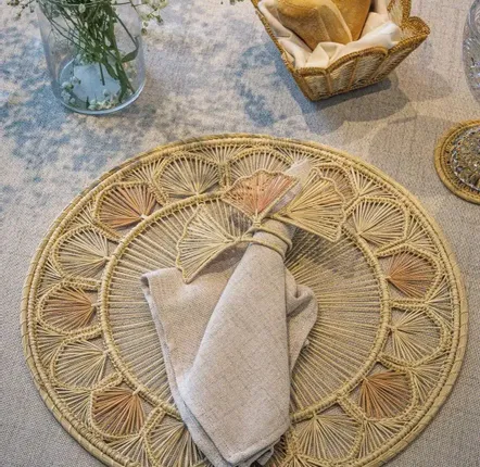 Assiettes de réception - ÉVENTAIL - MAISON MACONDO