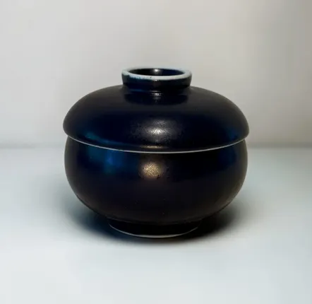 Bowls - Arita Porcelain, Small Bowl with Lid (Matte) – Ruri Collection - JOHN MAC CERAMICS