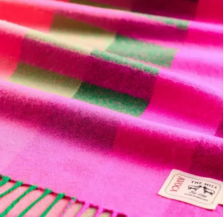 Foulards et écharpes - Oh My My Neon Stripe Wide Merino Scarf - AVOCA