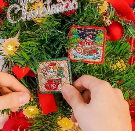 Christmas garlands and baubles - Mini Christmas Glitting (1 Design Set) - GLITTING