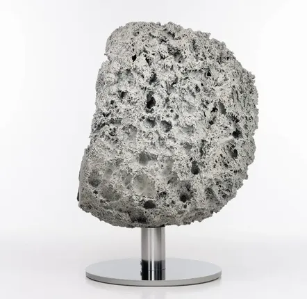 Lounge chairs - ARMA Sculptural Chair - MAARCORA