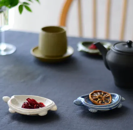 Assiettes au quotidien - Chitose- petites assiettes (tortue, grue) - MARUMITSU POTERIE
