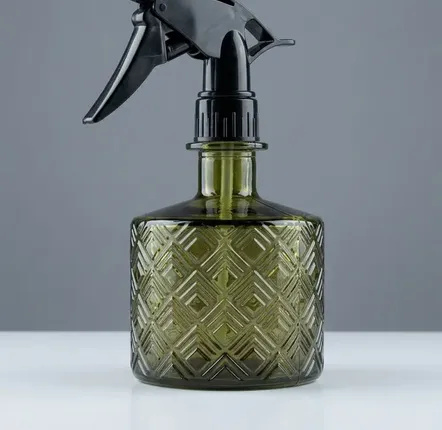Accessoires de jardinage - Le Vaporisateur pour Plantes - Vert Olive - BAZAR BIZAR LIVING