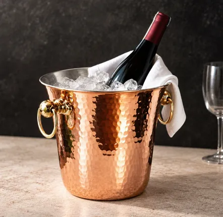 Accessoires pour le vin - Seau à Glace et à Vin en Cuivre Martelé Artisanal avec Poignées en Lai - BELS & PEARL