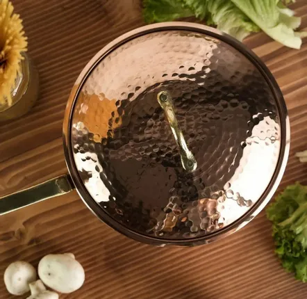 Casseroles - Casserole Artisanale en Cuivre Massif avec Couvercle - BELS & PEARL