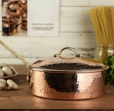 Casseroles - Casserole Artisanale en Cuivre Massif avec Couvercle - BELS & PEARL