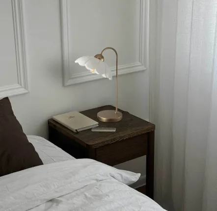 Table lamps - White ceramic and rose-gold metal table lamp, CLARIS - C-CRÉATION | BOUDET
