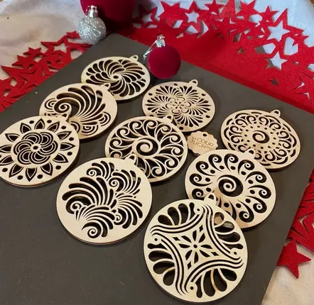 Guirlandes et boules de Noël - Boule de Noël - Collection Ornement de bois - 9 pièces - LA COUR DU JUCH