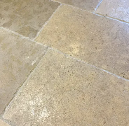 Indoor floor coverings - Chartwood limestone paving - LIGERIO