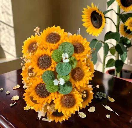 Décorations florales - Bouquet de bougies parfumées au tournesol - WIRAWIRI