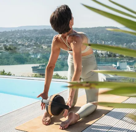 Fitness machines - YA'ELASKO | STRETCHING BALL - WATERROWER | NOHRD FRANCE