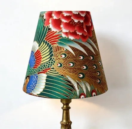 Table lamps - Peacock pattern lampshade, flowers, gold - CHATEAU TALES
