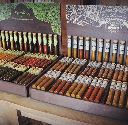 Spices - DISPLAY STAND SPICE BLENDS  - ALCHIMIE - LE MONDE EN TUBE 100 % EPICES