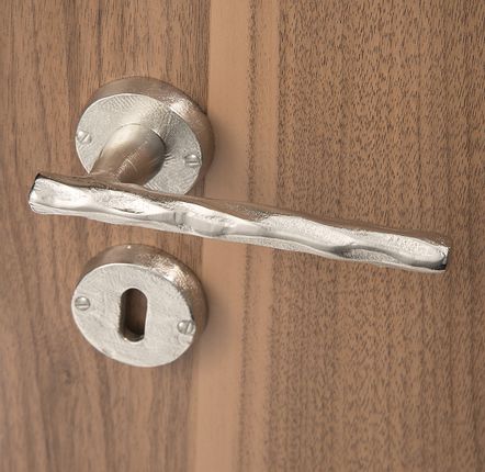 Poignées de porte - LIANE Béquille de porte - OBJET INSOLITE