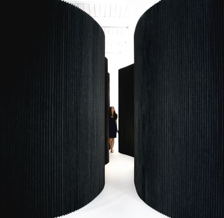Mobilier et rangements pour bureau - softwall textile | cloison flexible autoportante - MOLO
