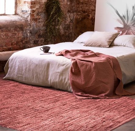 Rugs - TAPIS SKIN - Powdery pink braided leather rug 190x290 - ALECTO TAPIS