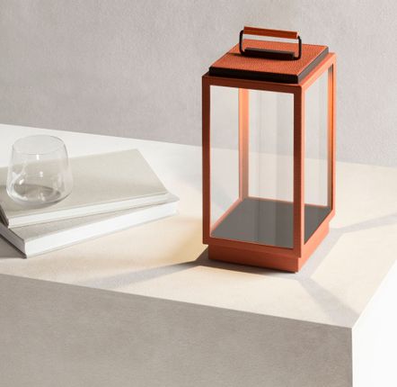 Objets design - BLAKES  LAMPE DE TABLE EN CUIR - GIOBAGNARA