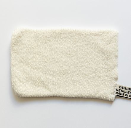 Loungewear - Design for Resilience - Natural sponge cleaning glove - BELGIUM IS DESIGN
