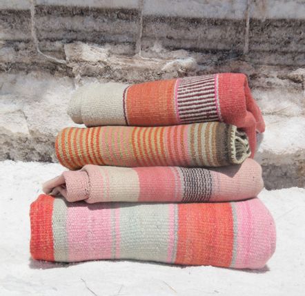Throw blankets - Frazada blankets. - VAN VERRE