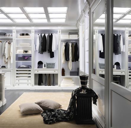 Bespoke carpets - Luxury Walk-in Closets - MODENESE LUXURY FURNITURE