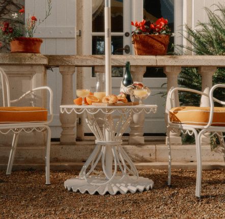 Sunshades - THE CLAMSHELL BASE - BUSINESS & PLEASURE CO.